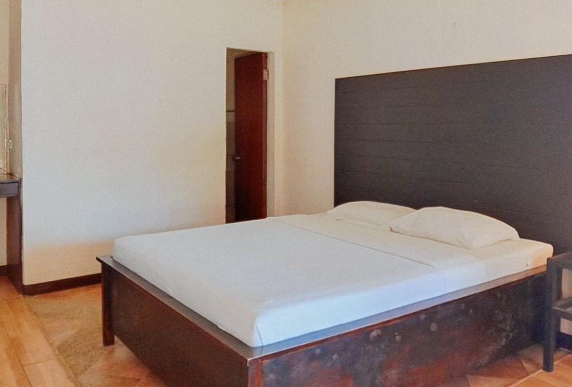 Reddoorz Cebu Club Fort Med Inc Boljoon Екстериор снимка